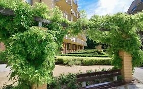 Apartamenty na Wyspie - Zdrojowa 24-26 - Parking